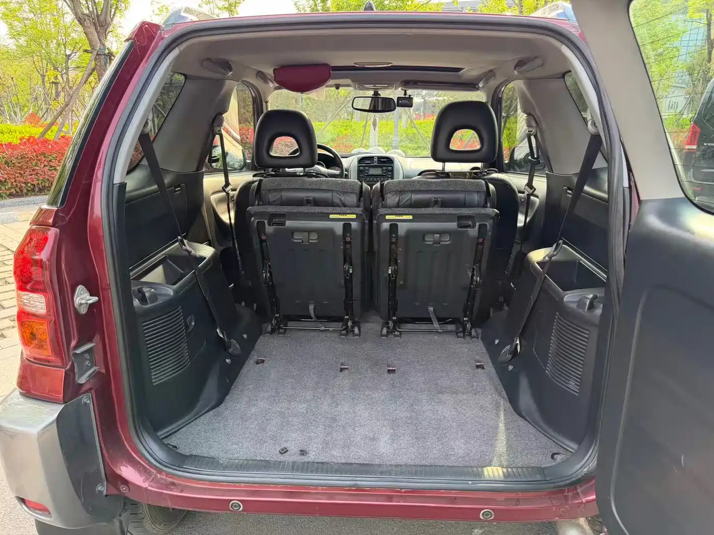 Toyota RAV4 (Import) 2004 Model 2.0 3-Door фото 9