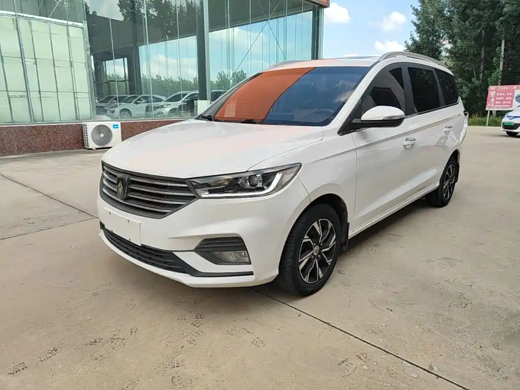 Baojun 360 2019 2018 1.5L Automatic Luxury (China V)