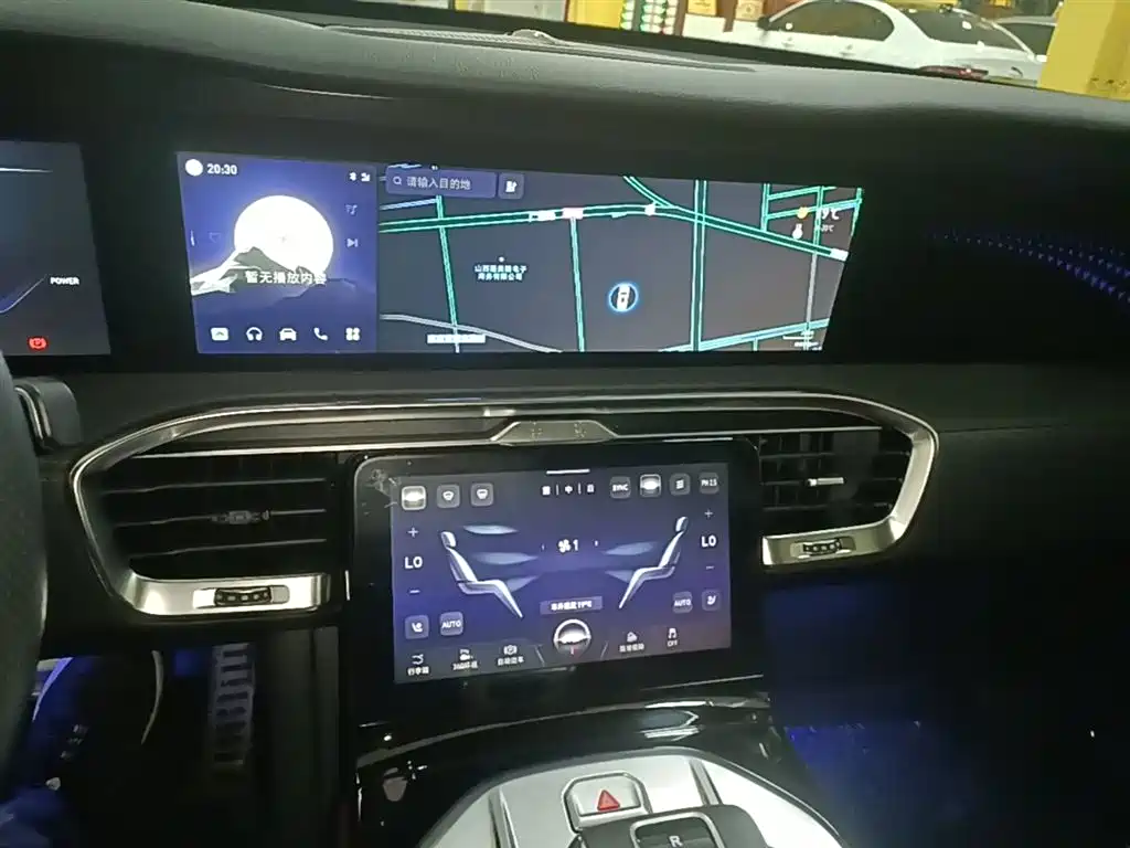 Hongqi E-HS9 2022 690km Qi Xiang Edition (6-seater) фото 13
