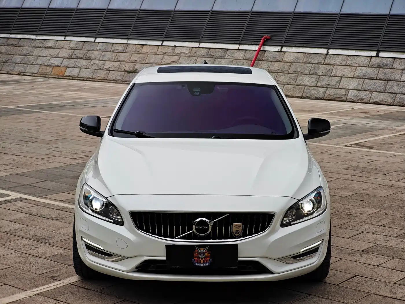 Фото 2 - Volvo S60