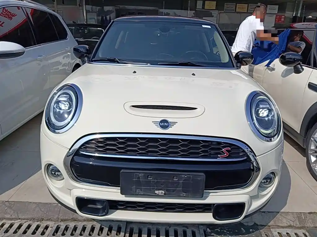 Фото 3 - MINI MINI