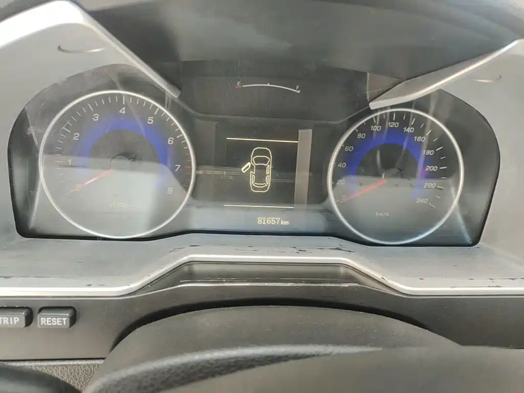 Geely Emgrand 2015 2014 Sedan 1.5L Manual Elite