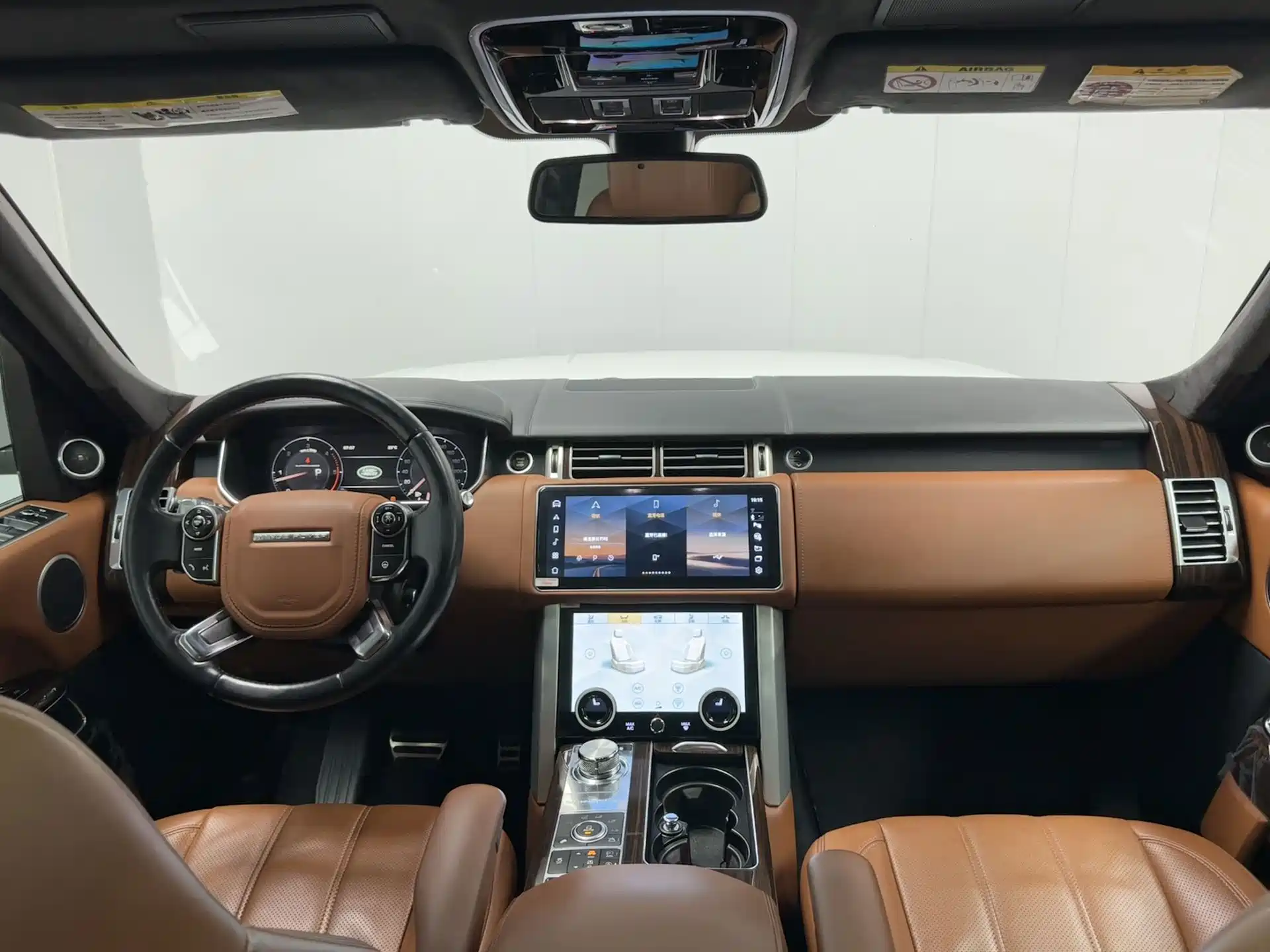 Фото 9 - Land Rover Range Rover