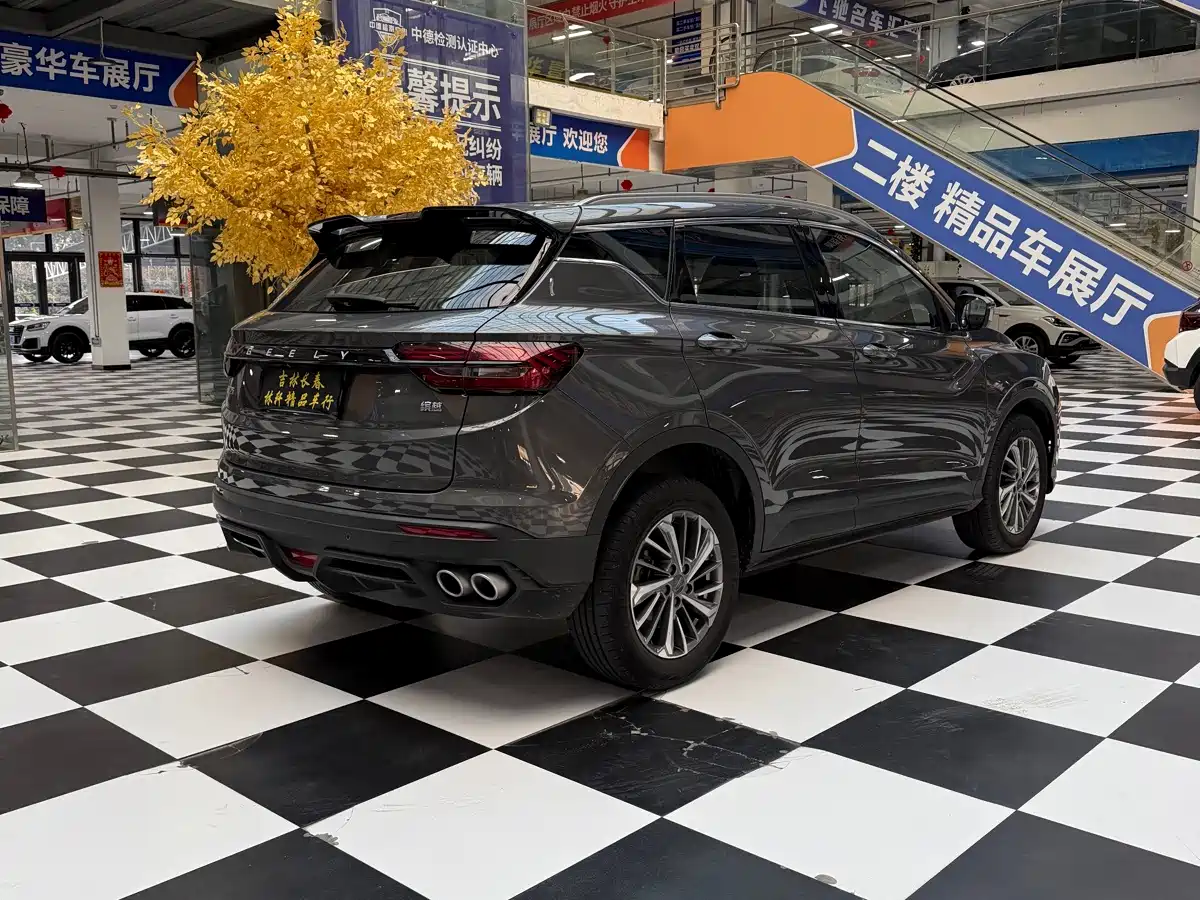 Фото 8 - Geely Coolray