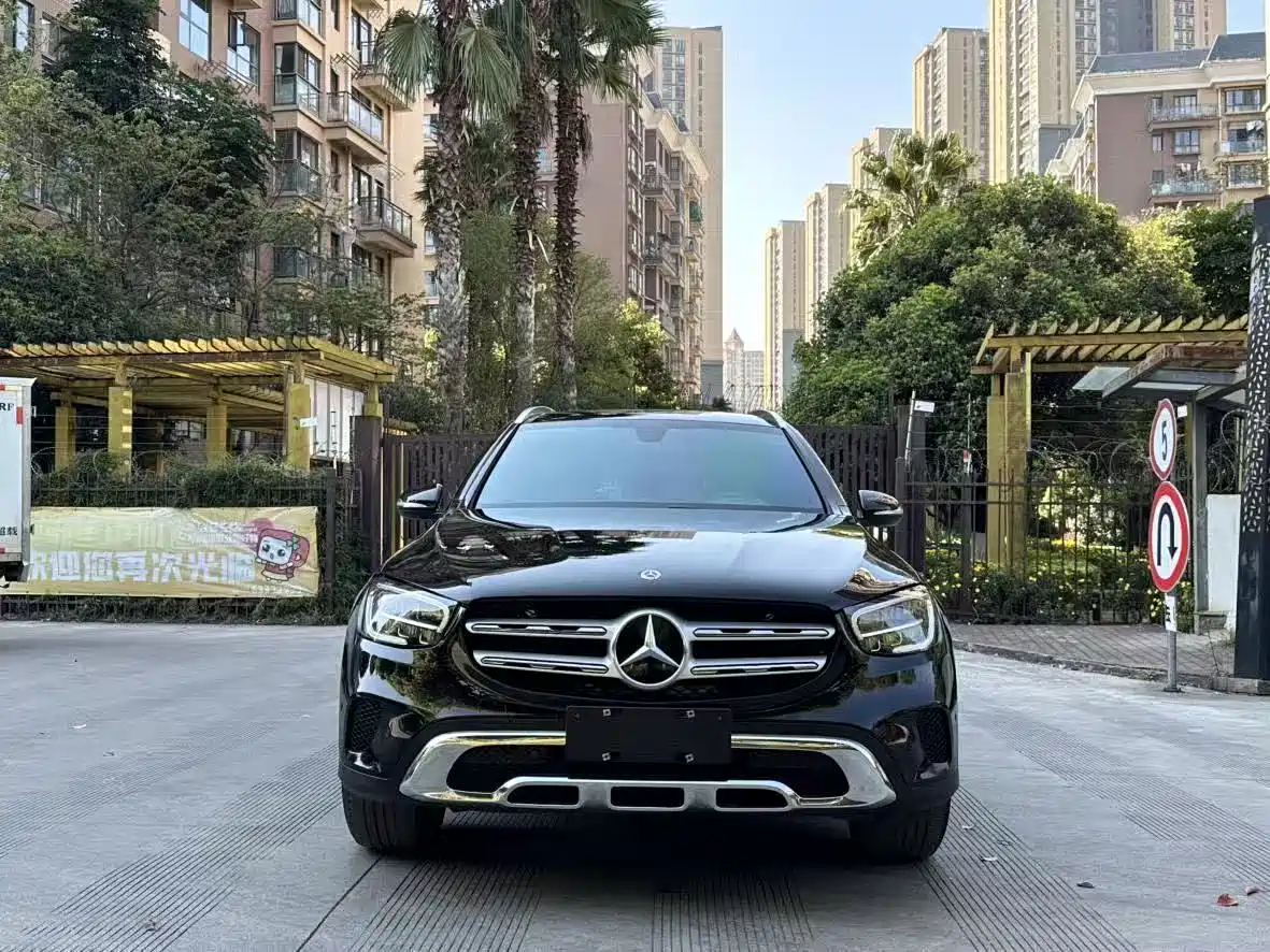Mercedes-Benz GLC 2020 Facelift GLC 260 L 4MATIC Dynamic фото 2