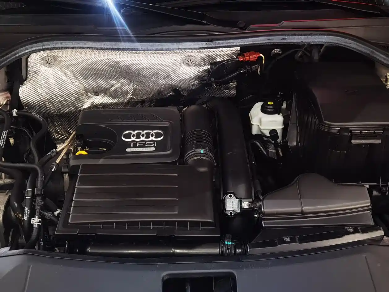 Audi Q3 2018 30th Anniversary Edition 30 TFSI Fashion фото 13
