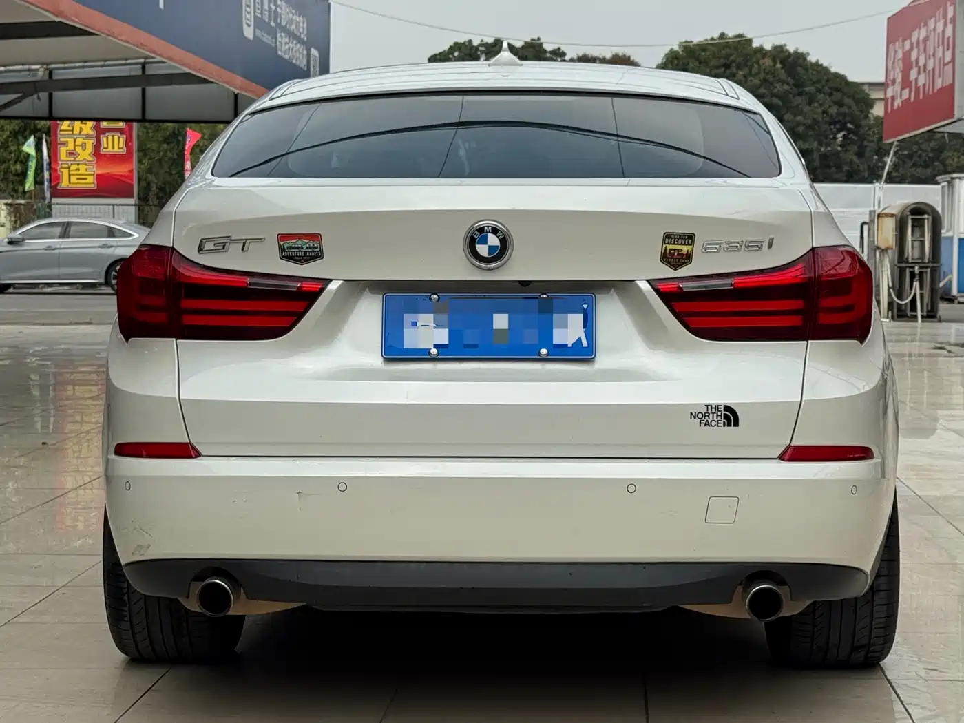 BMW 5 Series GT 2015 535i Leading фото 5
