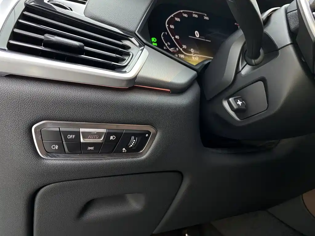 BMW X6 2023 2022 xDrive30i M Sport Package