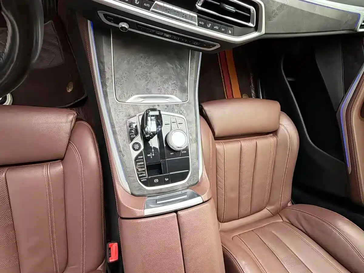 BMW X5 2022 xDrive 30Li M Sport Package фото 6