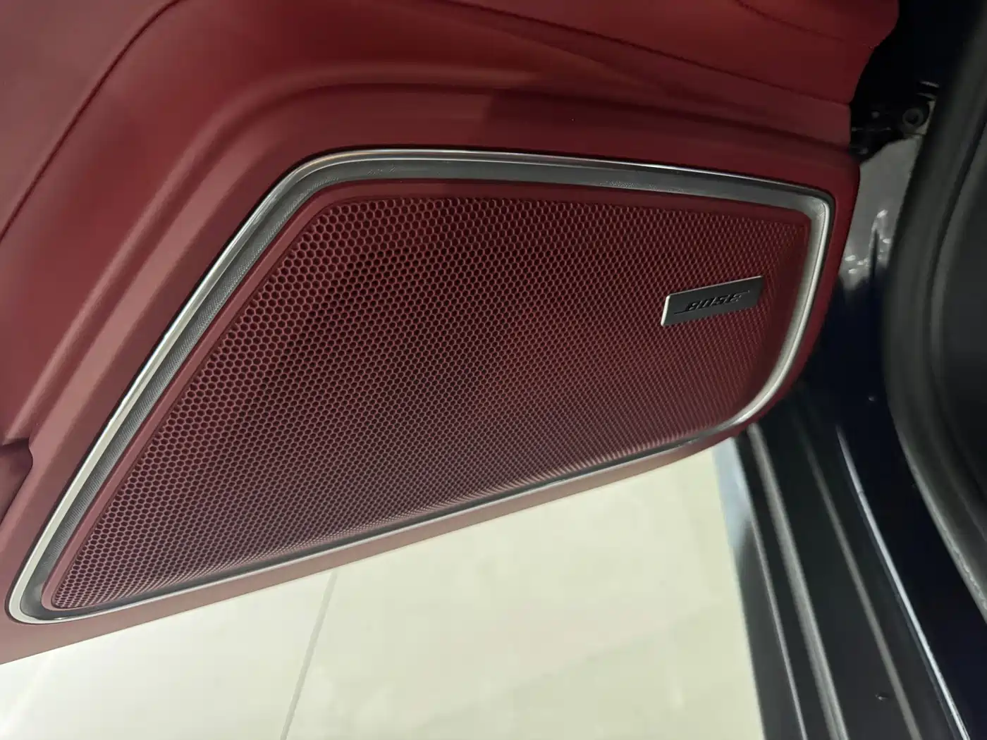 Photo 5 - Porsche Panamera