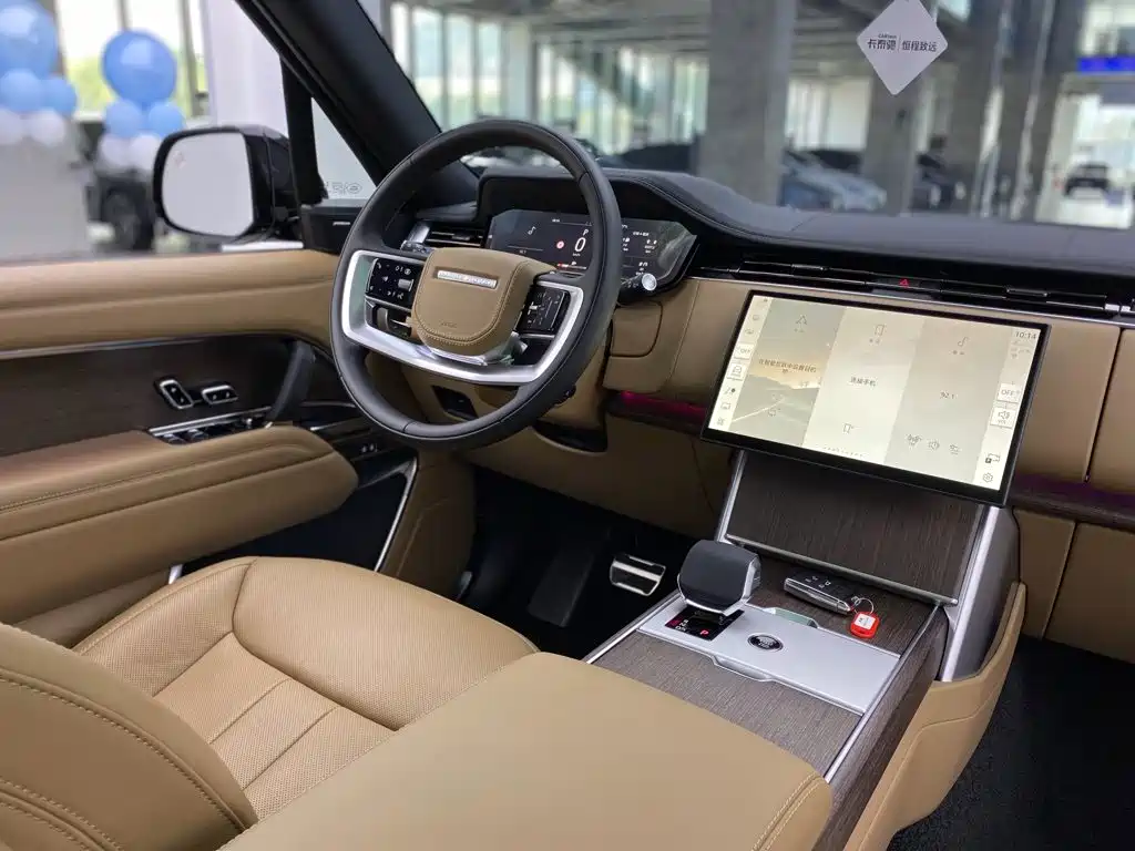 Land Rover Range Rover 2026 2025 3.0 L6 400PS Flourishing Era Extended Wheelbase