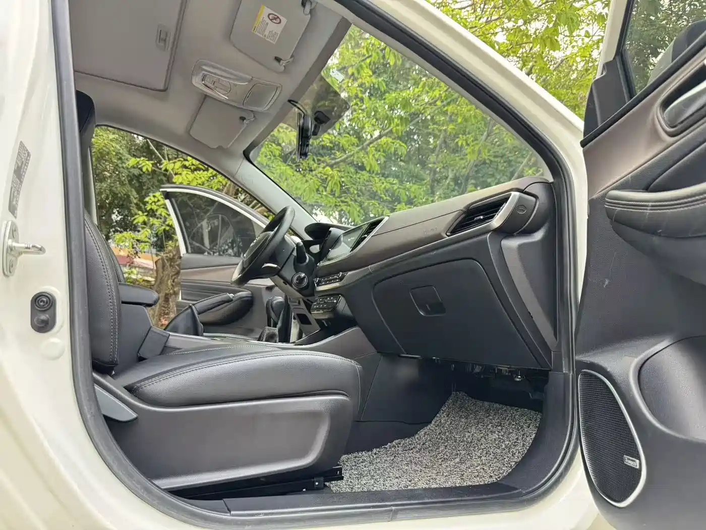 GAC Trumpchi Trumpchi GA4 2018 200T Manual Luxury фото 10