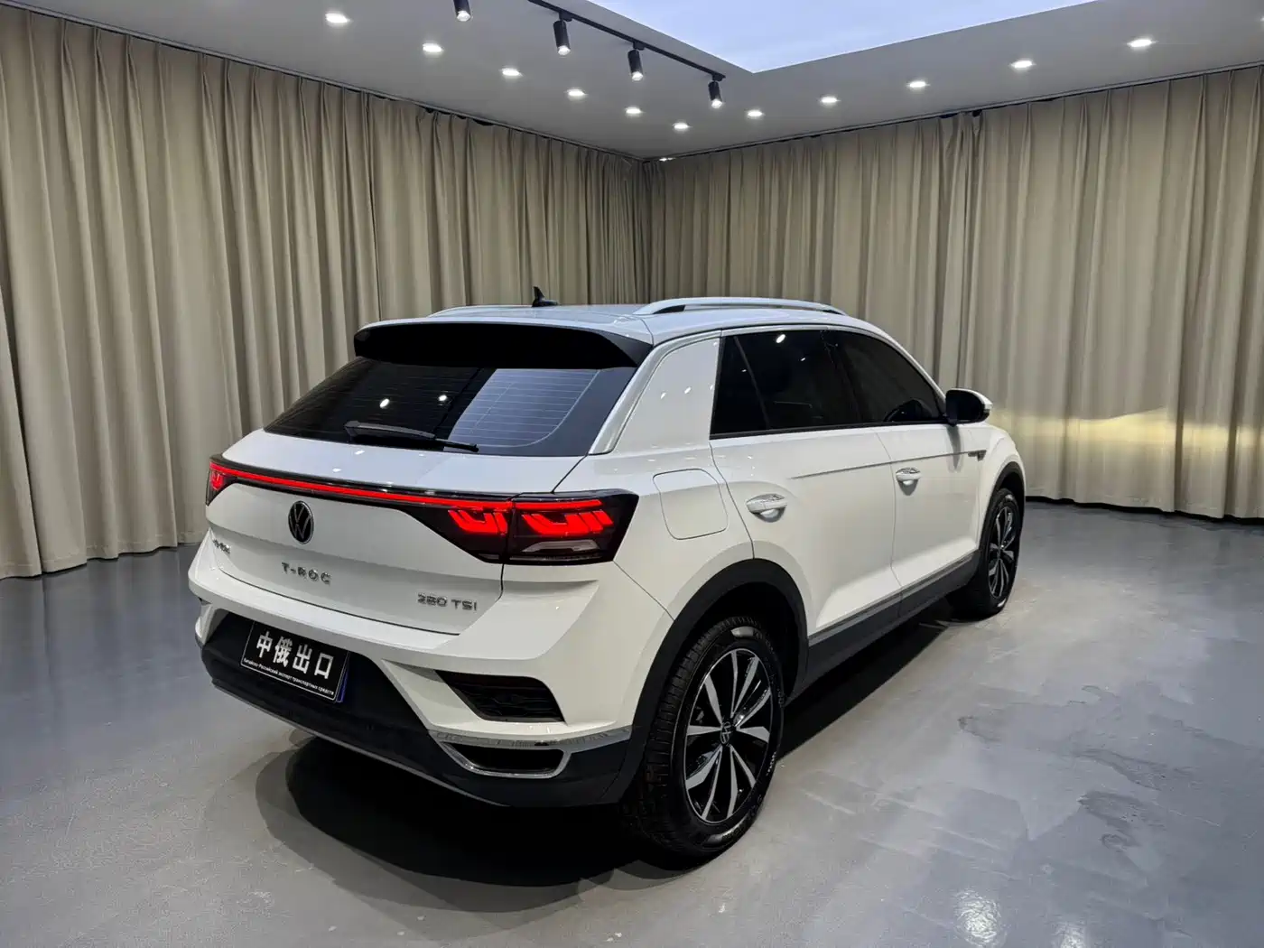 Volkswagen T-Roc, миниатюра 6
