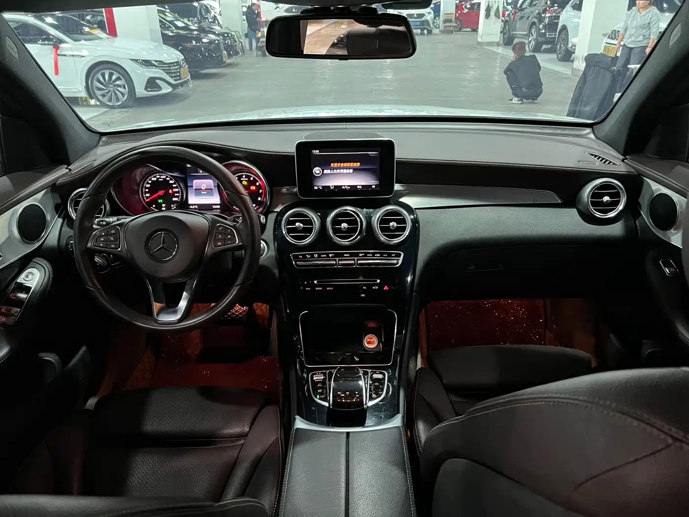 Mercedes-Benz GLC 2017 GLC 200 4MATIC фото 7