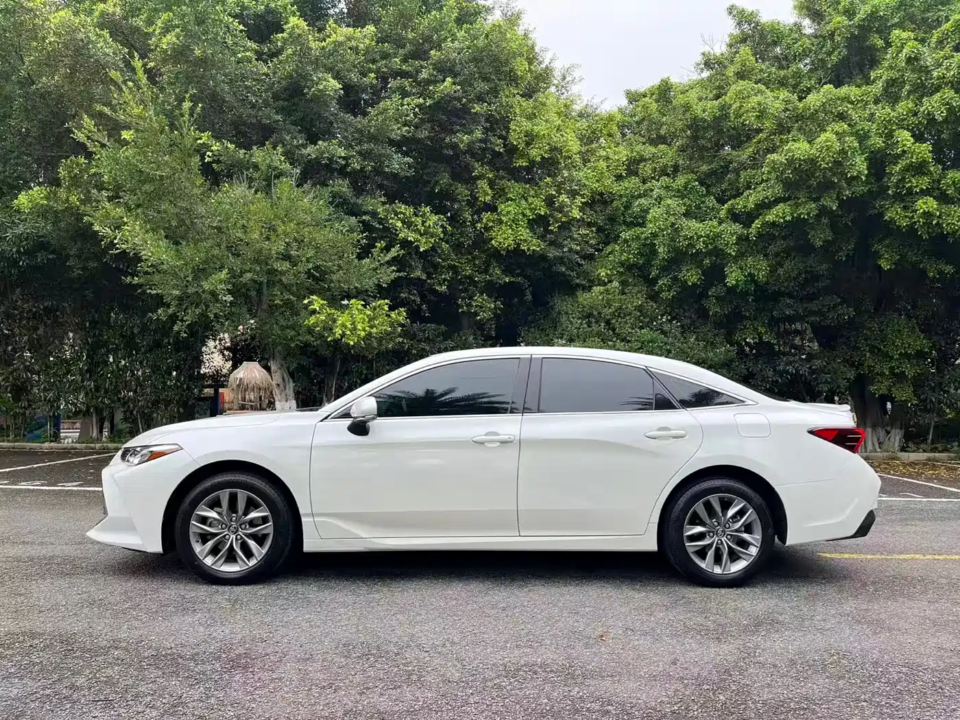 Toyota Avalon 2019 2.0L Progressive Edition (China VI) фото 14