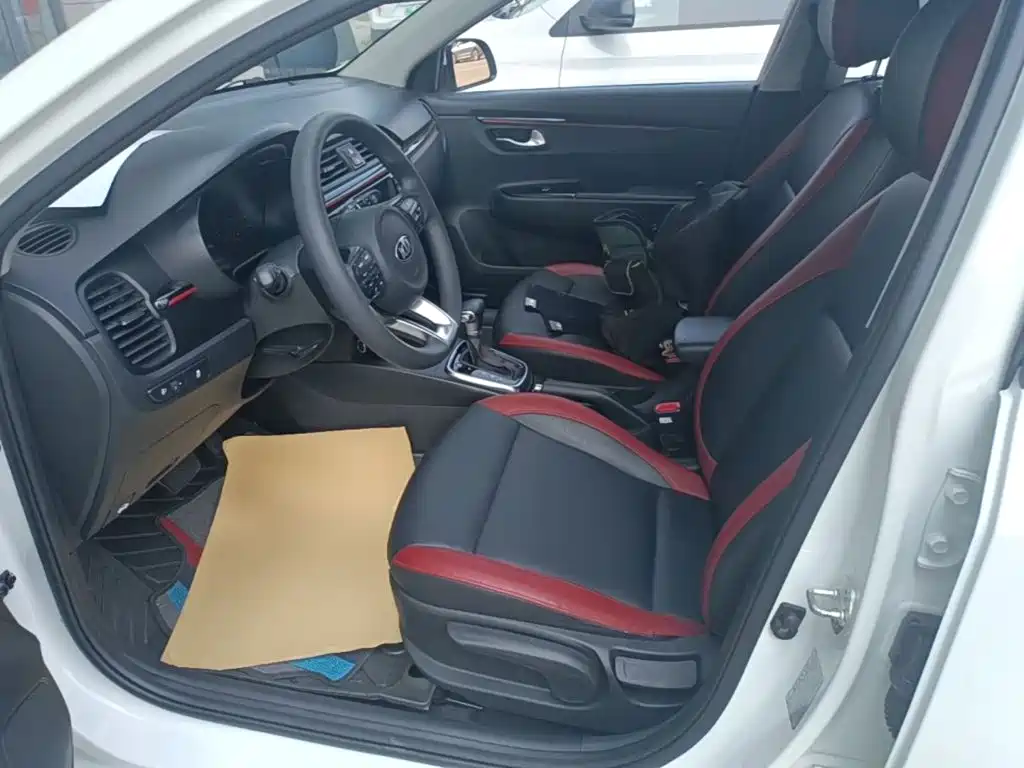 Kia KX CROSS 2018 2017 1.4L AT GLS