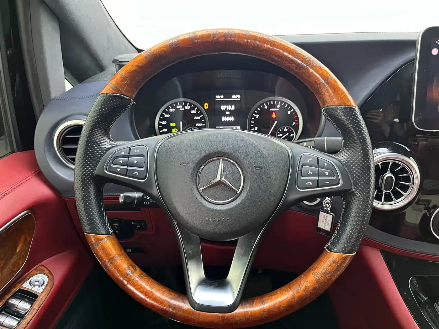Mercedes-Benz Vito 2018 2.0T Business China V фото 14