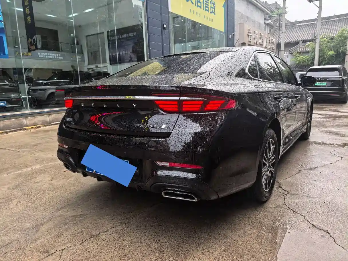 Фото 14 - Geely Preface