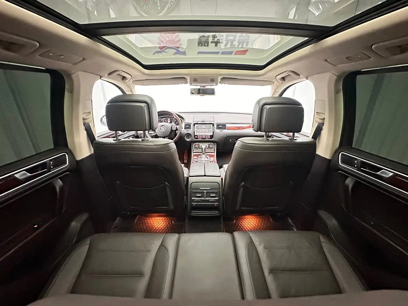 Volkswagen Touareg 2011 3.0TSI Premium фото 44