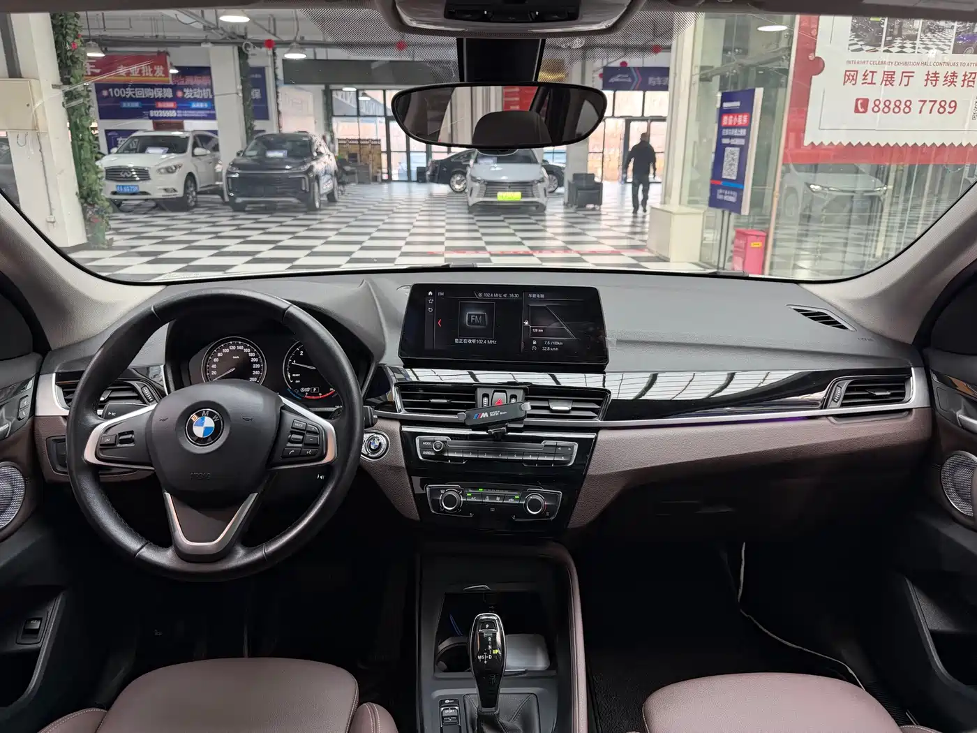 BMW X1 2022 sDrive20Li Fashion фото 13
