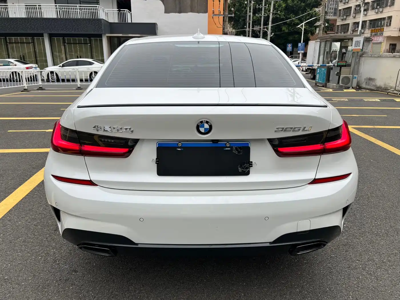 BMW 3 Series 2022 Facelift 325Li M Sport Shadow Edition фото 11