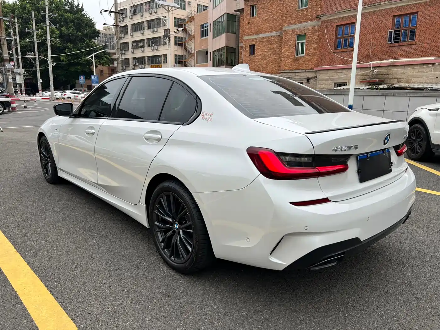BMW 3 Series 2022 Facelift 325Li M Sport Shadow Edition фото 10