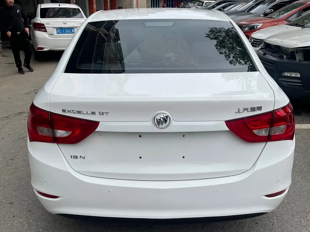 Buick Excelle 2016 15N Automatic Elite фото 4