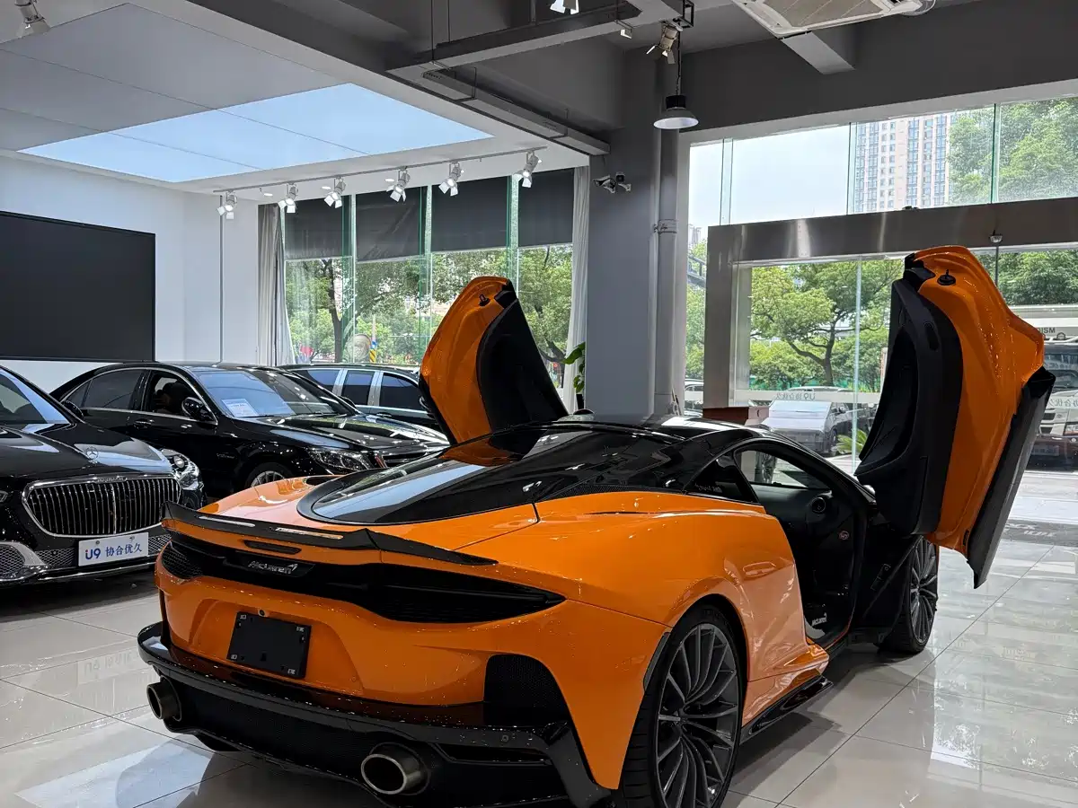 McLaren GT 2023 2023 4.0T Standard Model
