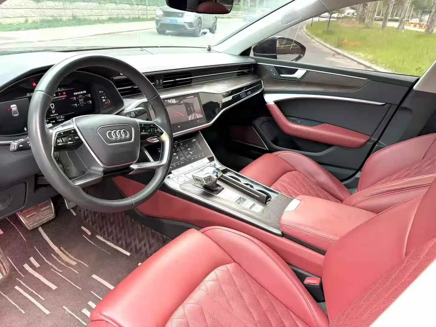 AUDI A7L