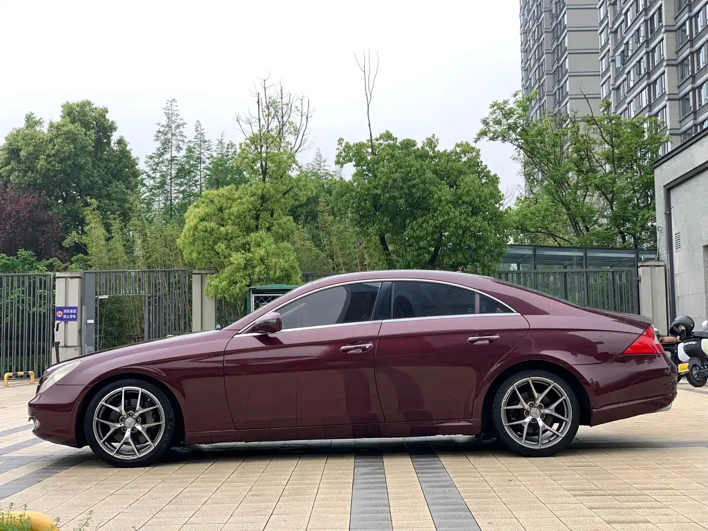 Mercedes-Benz CLS 2009 CLS 350 фото 5