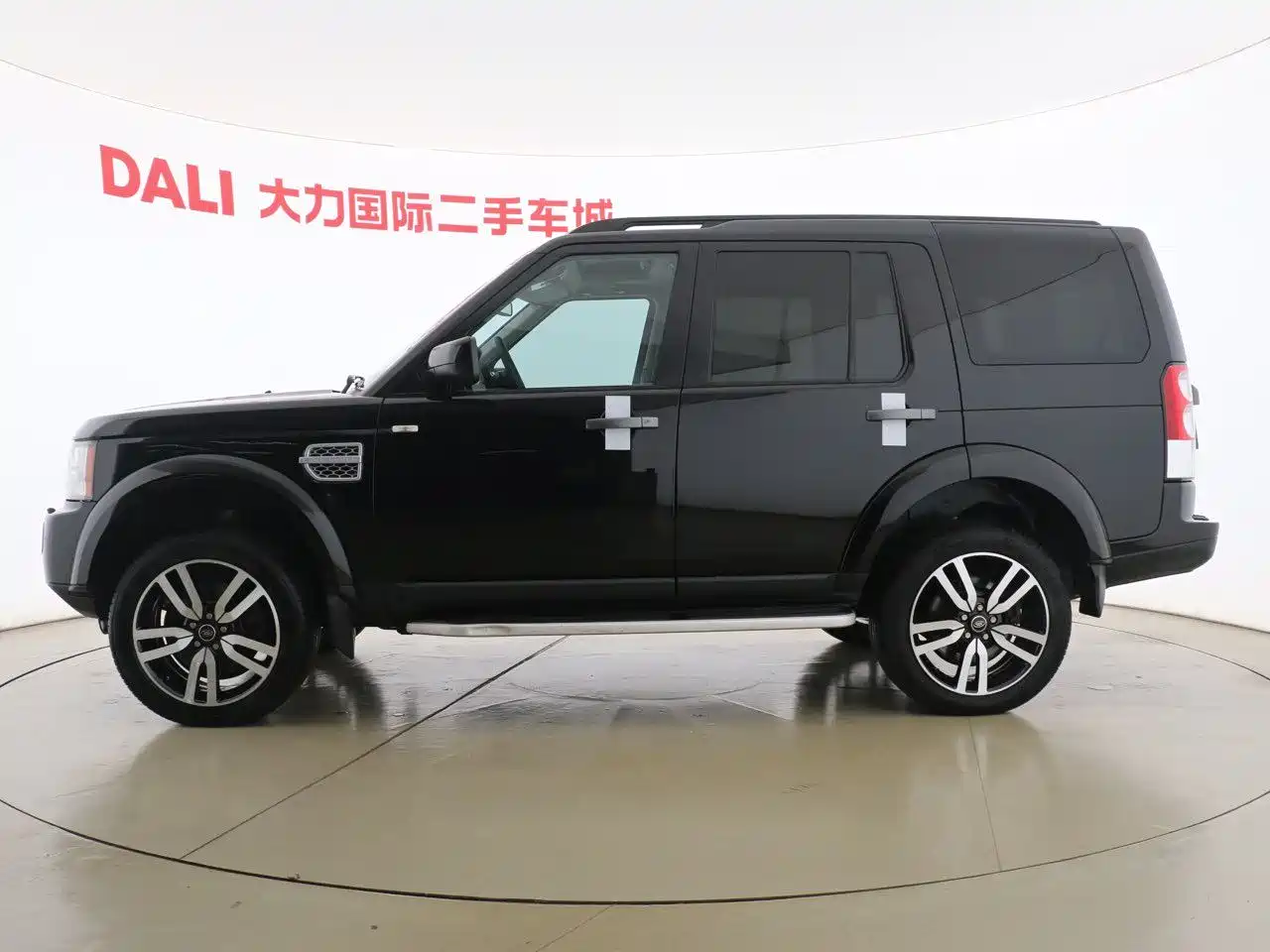 Land Rover Discovery 2013 3.0 SDV6 HSE Diesel фото 11