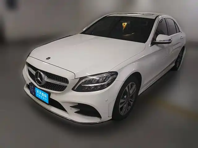 Mercedes-Benz C-Class 2020 Facelift C 200 L Fashion Sport Version — фото 1