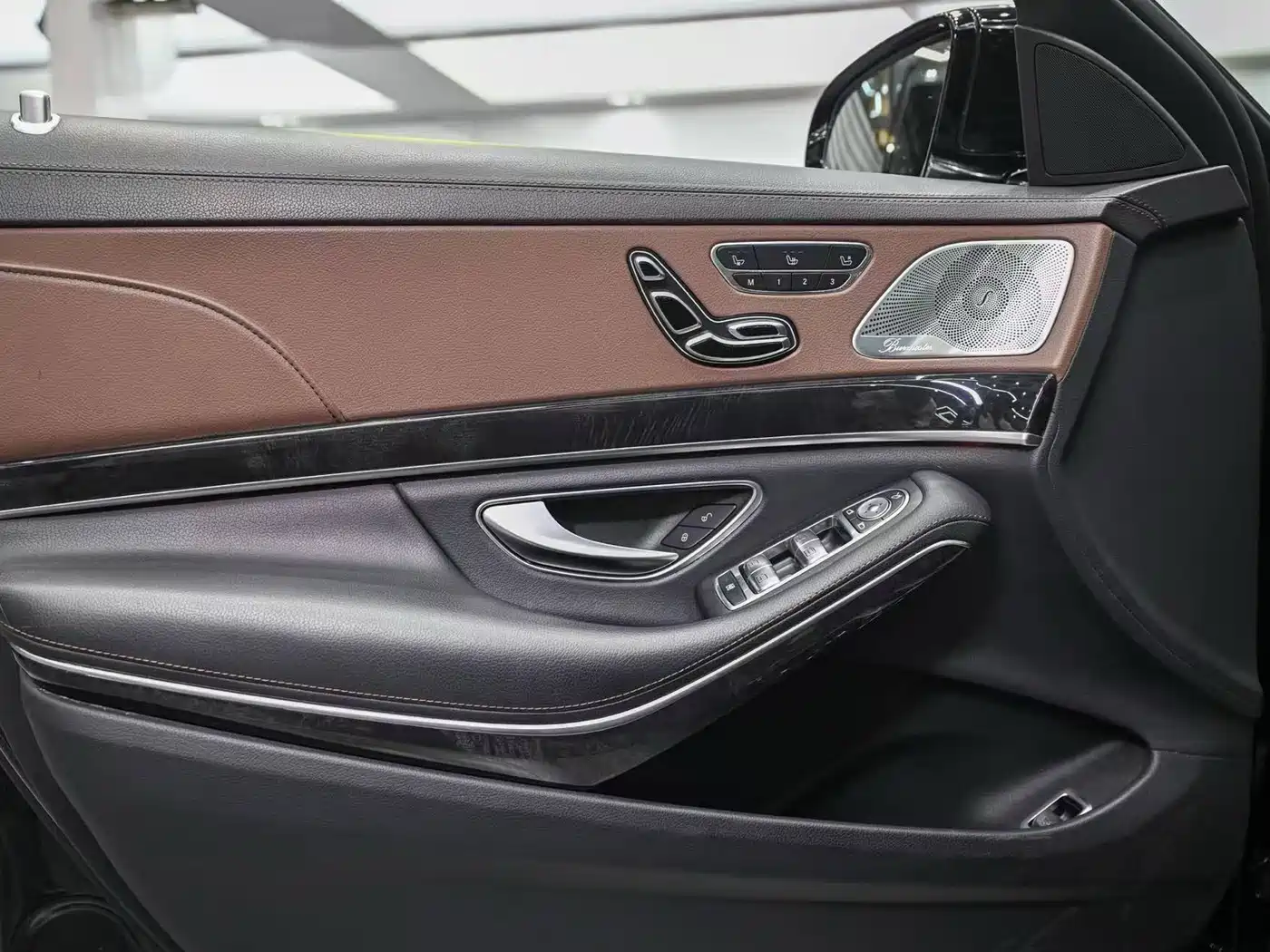 Mercedes-Benz S-Class 2020 S 450 L 4MATIC Collector's Version фото 6