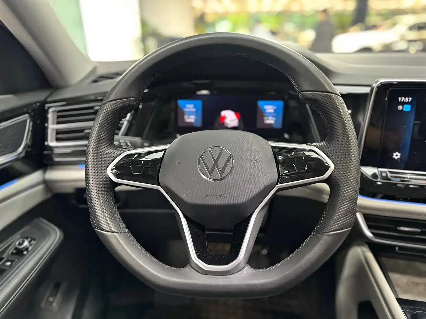 Volkswagen Teramont 2024 380TSI 4WD Prestige Luxury Edition фото 6