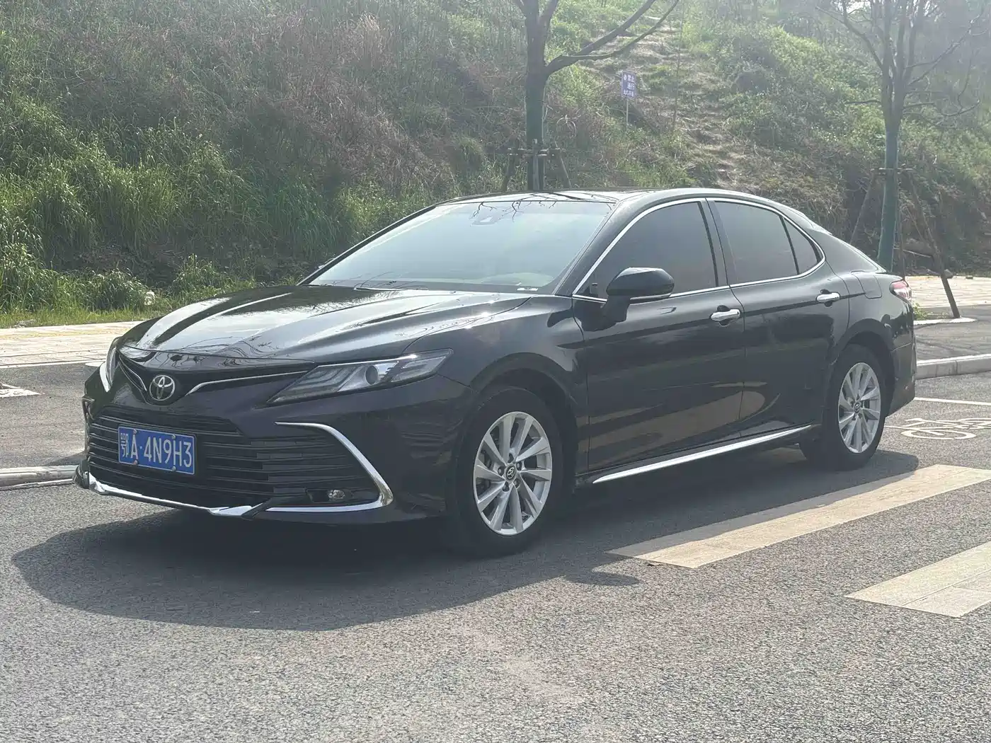 Toyota Camry 2023 2.0G Luxury Edition