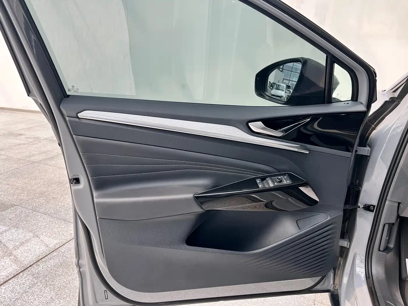 VOLKSWAGEN ID.4 CROZZ