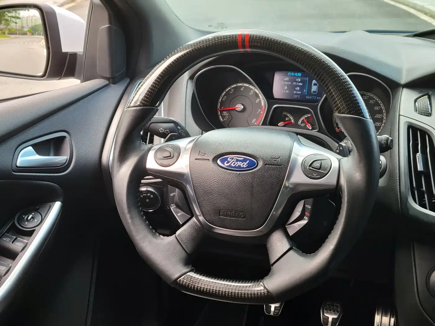 Ford Focus (Import) 2014 2013 2.0T ST Standard Edition
