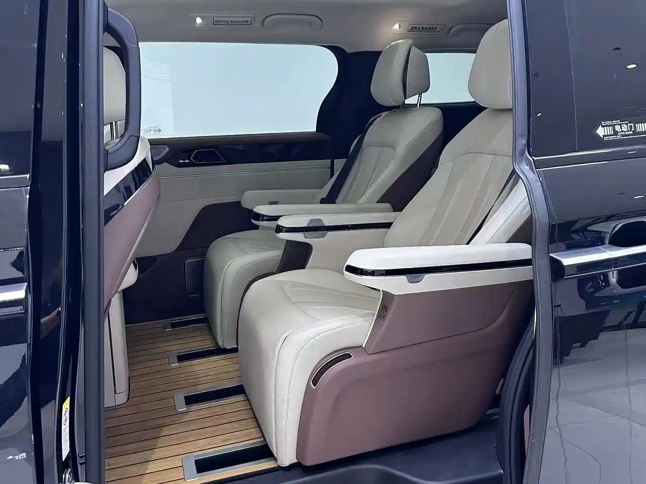 Фото 7 - BYD Xia