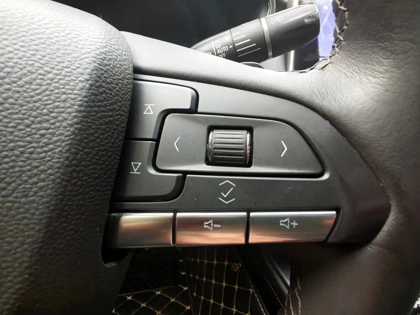 Cadillac CT5 2023 28T Luxury Style (Standard Edition) фото 29