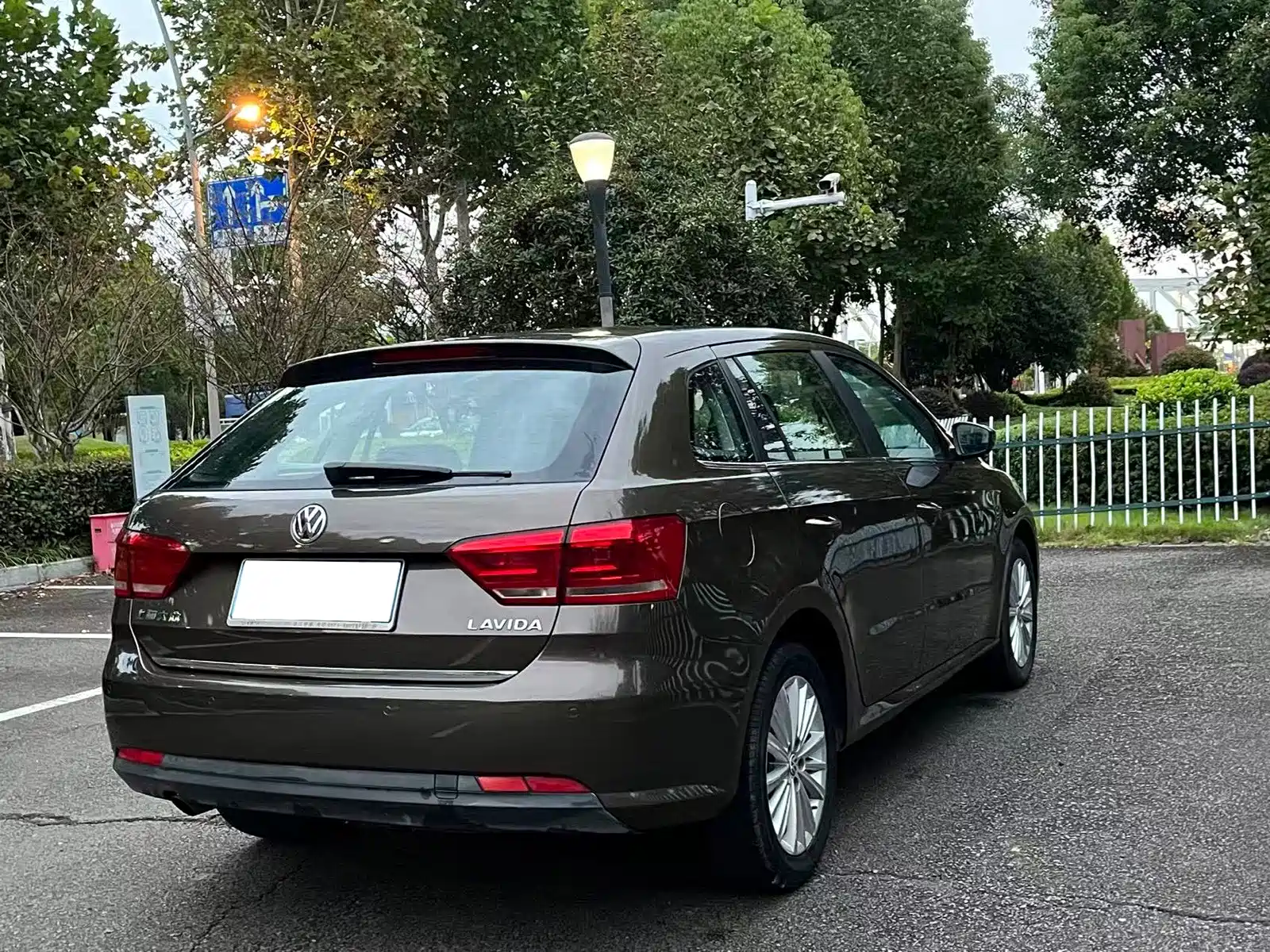 صورة 7 - Volkswagen Lavida Tour