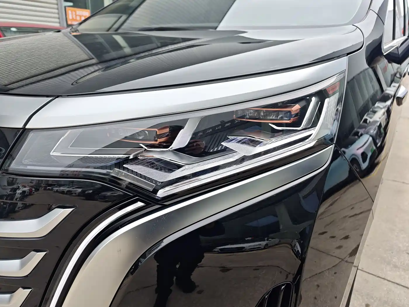 Denza D9 2025 DM-i Smart Drive Edition 1020 AWD Prestige фото 13
