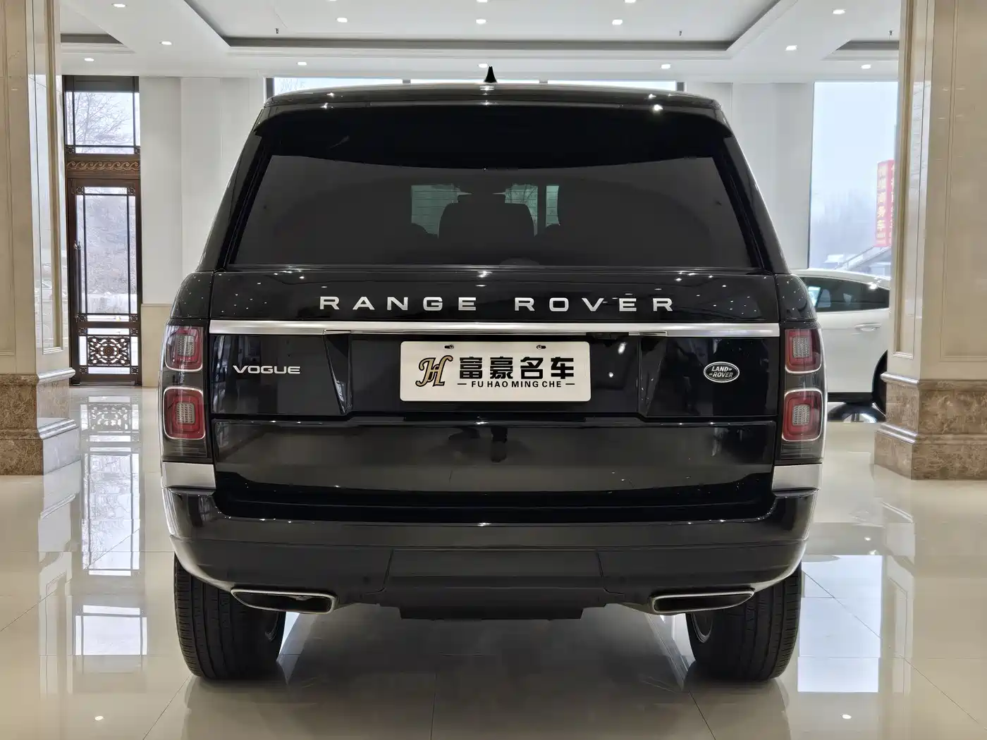 Land Rover Range Rover 2021 3.0 L6 Heritage Edition фото 5