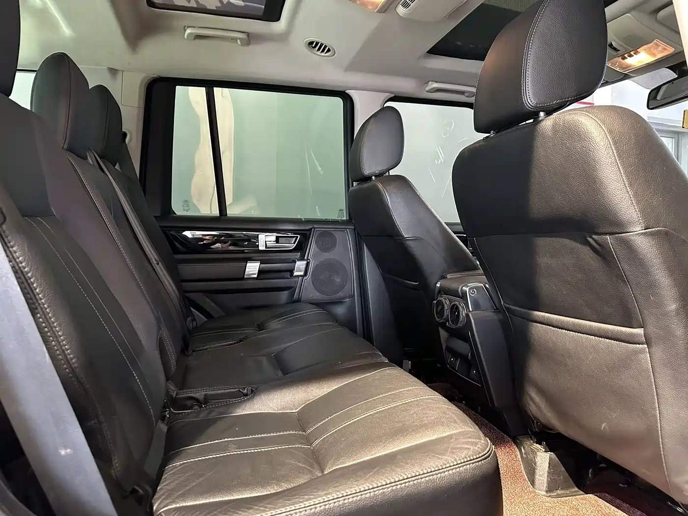 Land Rover Discovery 2010 2010 4.0 V6 HSE Petrol