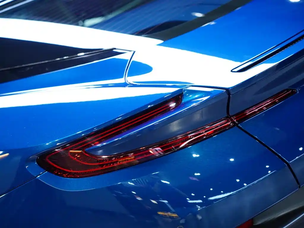Aston Martin DB11 2022 2022 4.0T V8 Coupe