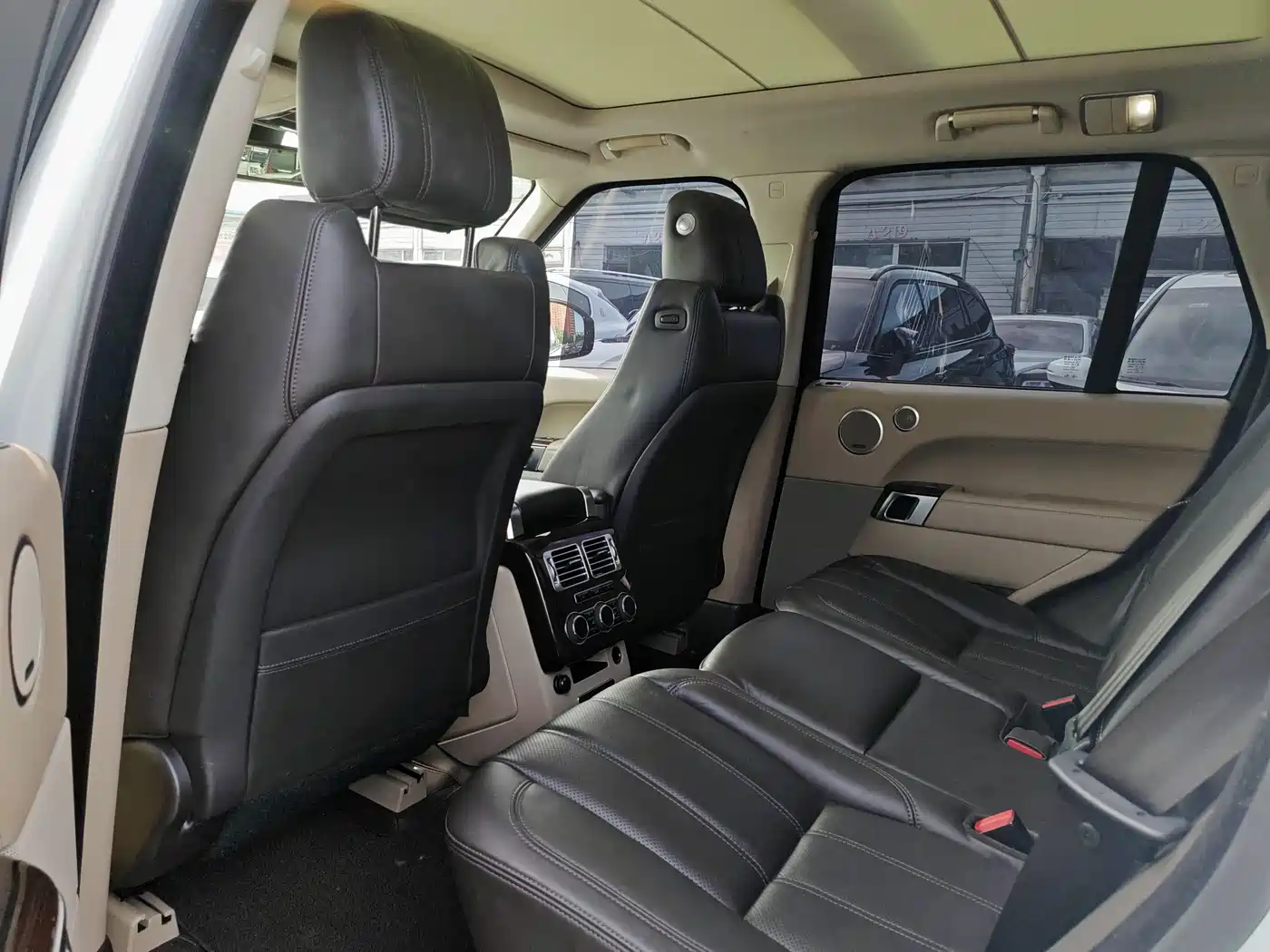 Land Rover Range Rover 2014 3.0 SC V6 Vogue фото 9