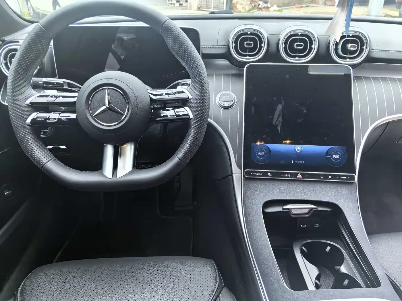 Mercedes-Benz C-Class 2025 C 260 L Sport Edition фото 4
