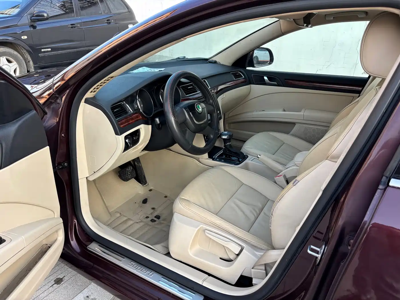 Škoda Superb 2010 1.4TSI DSG Elegance Edition фото 4