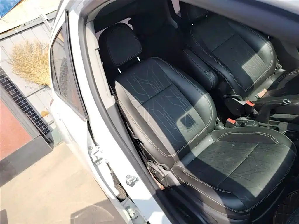 Chevrolet Trax 2017 1.4T Automatic 2WD Luxury фото 20