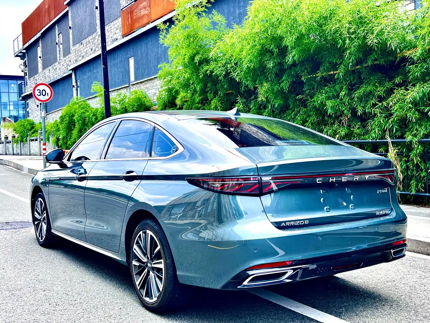 Chery Arrizo 8 PRO 2025 2025 Pro 1.6T Luxury Model+