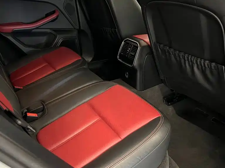 Porsche Macan 2021 Macan 2.0T фото 13